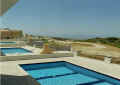 sunhill_villas_pool03_max.jpg (20768 bytes)